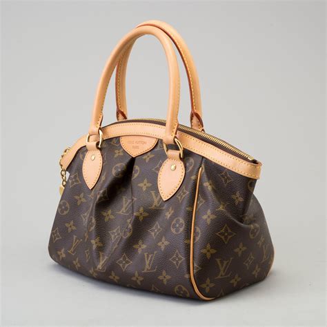 Louis Vuitton tivoli pm size